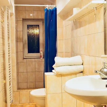 Apartment Cozy At River Labe Near Center And Train Usti nad Labem